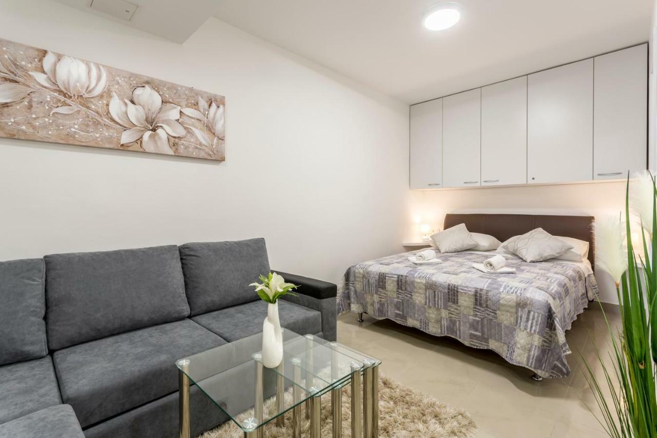 Studio Apartment Nikol スプリト エクステリア 写真